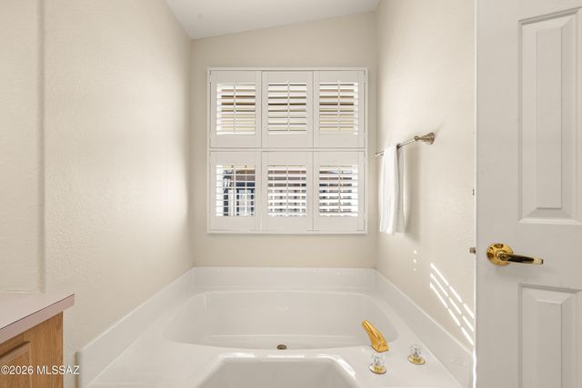 7630 W Edgestone Street, Tucson, AZ 85735