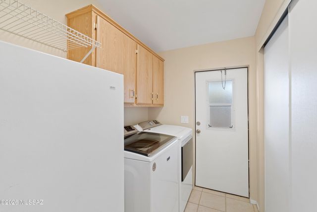 7630 W Edgestone Street, Tucson, AZ 85735