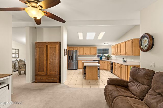 7630 W Edgestone Street, Tucson, AZ 85735