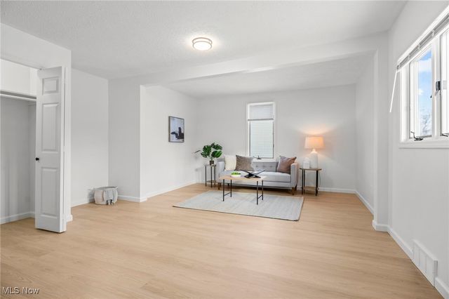 790 Kenilworth Avenue, Sheffield Lake, OH 44054