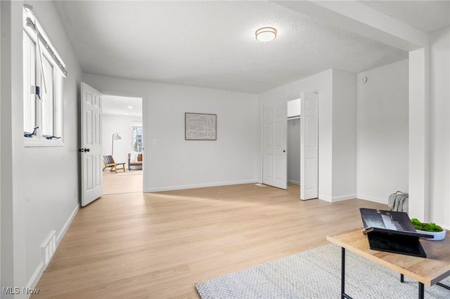 790 Kenilworth Avenue, Sheffield Lake, OH 44054