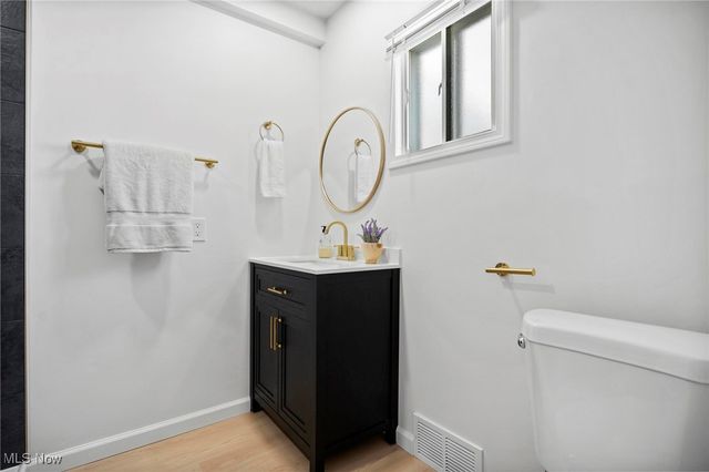 790 Kenilworth Avenue, Sheffield Lake, OH 44054