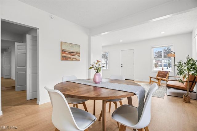 790 Kenilworth Avenue, Sheffield Lake, OH 44054