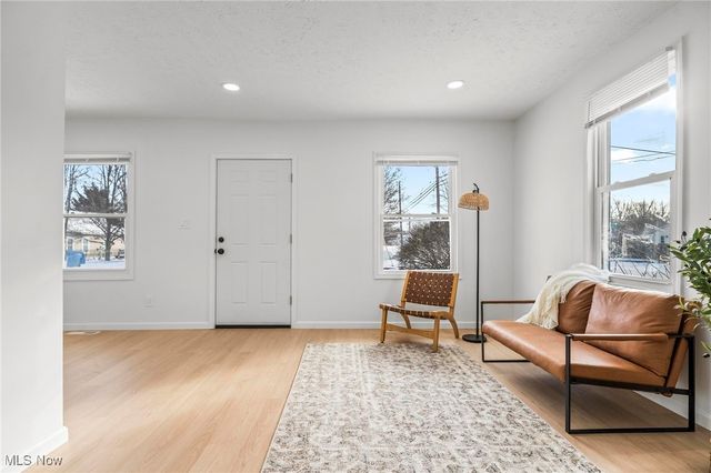 790 Kenilworth Avenue, Sheffield Lake, OH 44054