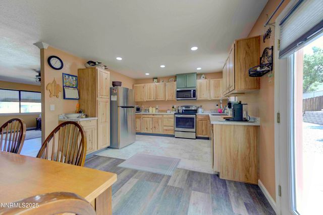 168 River Village Circle, Dayton, NV 89403