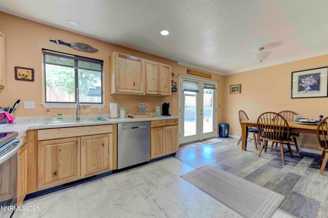 168 River Village Circle, Dayton, NV 89403