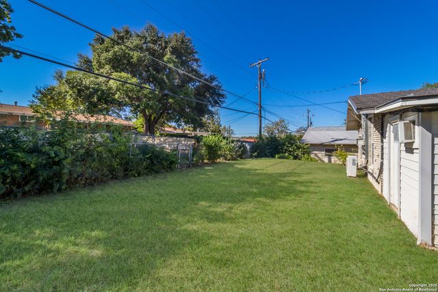 4342 Eisenhauer, San Antonio, TX 78218