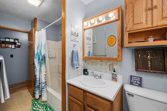 2807 N Lincoln Avenue, Davenport, IA 50804