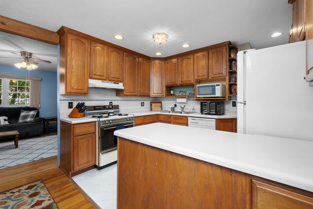 2807 N Lincoln Avenue, Davenport, IA 50804