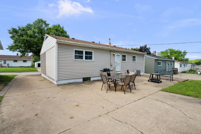 2807 N Lincoln Avenue, Davenport, IA 50804
