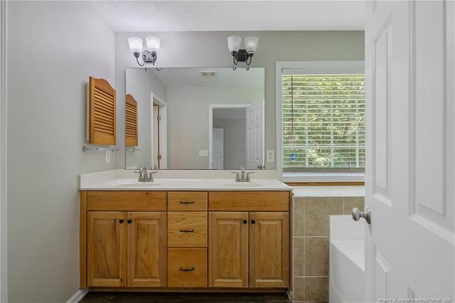 1140 Arailia Drive, Fayetteville, NC 28314