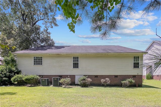 1140 Arailia Drive, Fayetteville, NC 28314