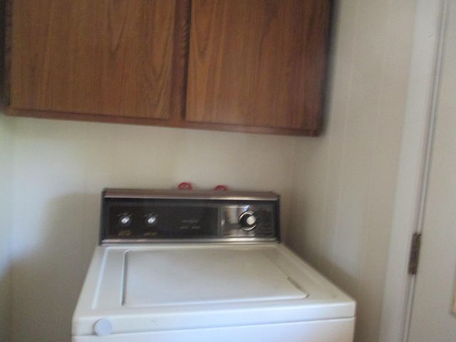2050 Moeller Avenue, Ypsilanti Twp, MI 48198