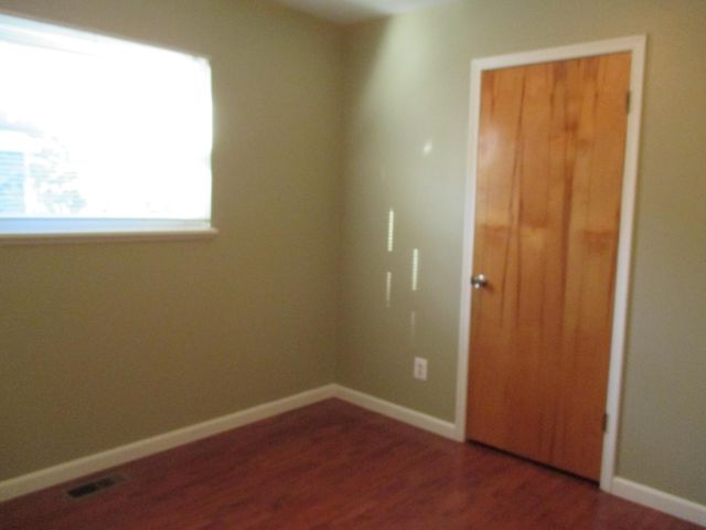 2050 Moeller Avenue, Ypsilanti Twp, MI 48198