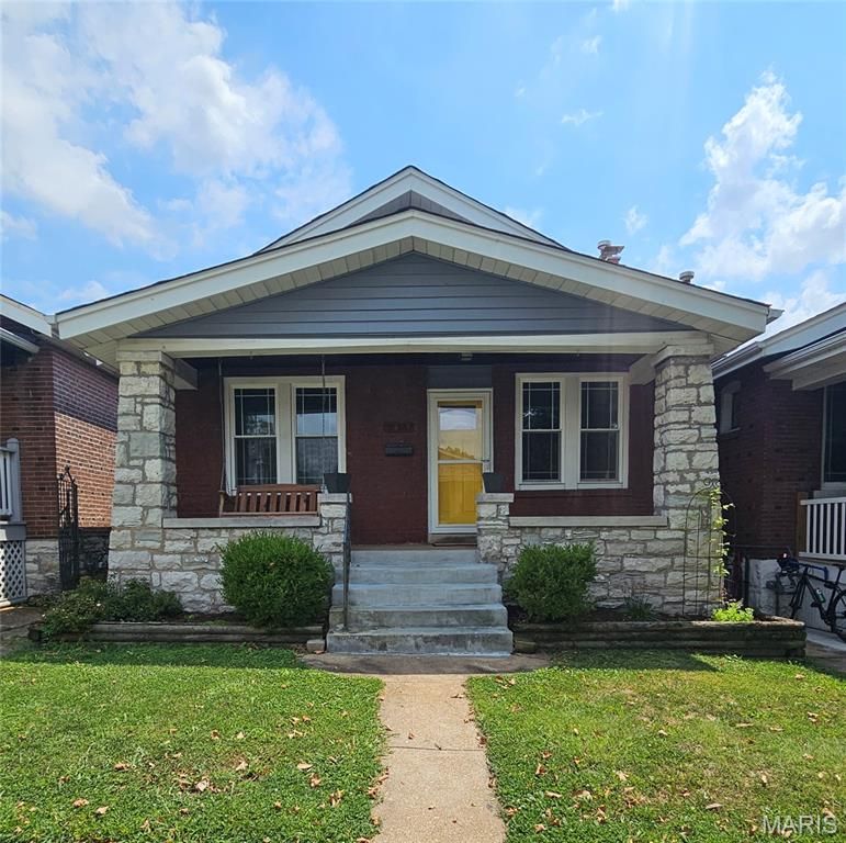 5418 Devonshire Avenue, St Louis, MO 63109