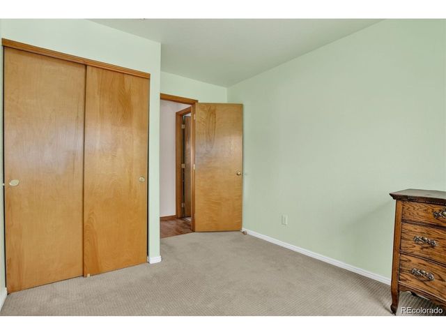 1131 S Chester Ct, Denver, CO 80247