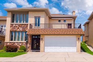 8440 W Windsor Avenue 2, Chicago, IL 60656
