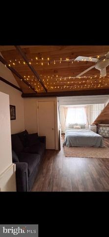 29 W 5TH ST, Boyertown, PA 19512