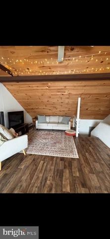 29 W 5TH ST, Boyertown, PA 19512