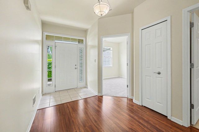 1202 Auburn Meadow Lane, Schererville, IN 46375