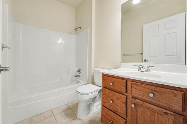 1202 Auburn Meadow Lane, Schererville, IN 46375