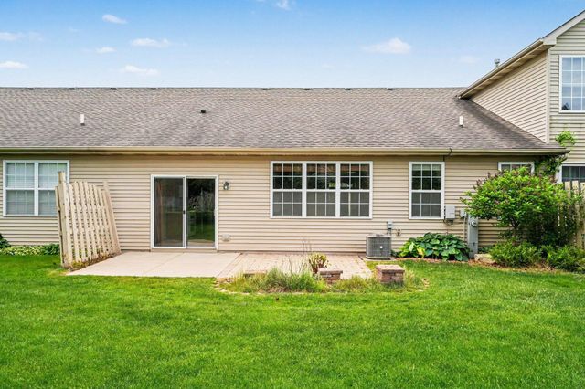 1202 Auburn Meadow Lane, Schererville, IN 46375