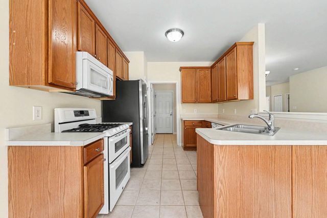 1202 Auburn Meadow Lane, Schererville, IN 46375