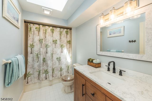 75 Birch Ln, Wayne Twp., NJ 07470