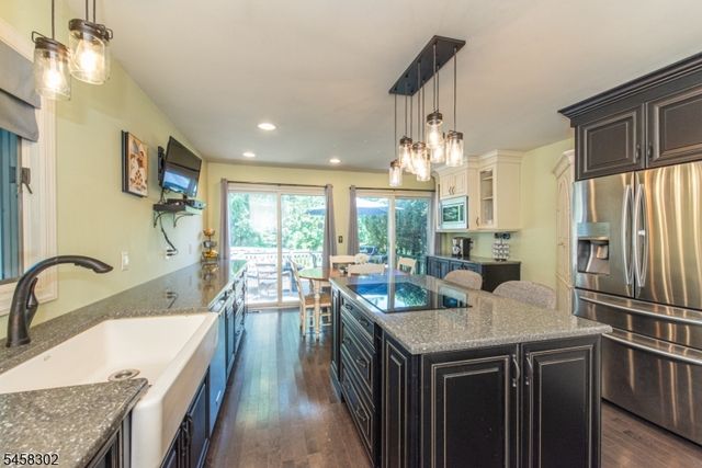 75 Birch Ln, Wayne Twp., NJ 07470