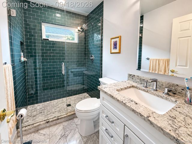 42583 Hammill Lane, Plymouth Charter Township, MI 48170