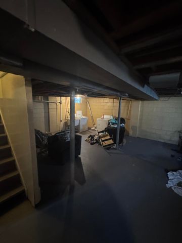 9374 Minock Street, Detroit, MI 48228