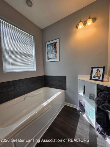 3156 S Hamlet Circle 45, East Lansing, MI 48823