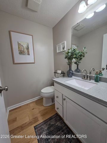 3156 S Hamlet Circle 45, East Lansing, MI 48823