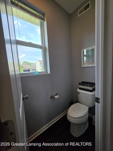3156 S Hamlet Circle 45, East Lansing, MI 48823