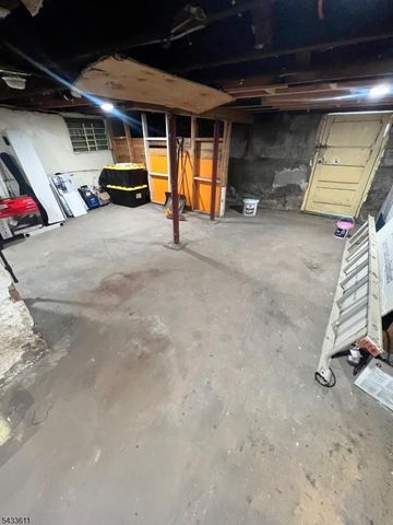52 S State St, Hackensack City, NJ 07601