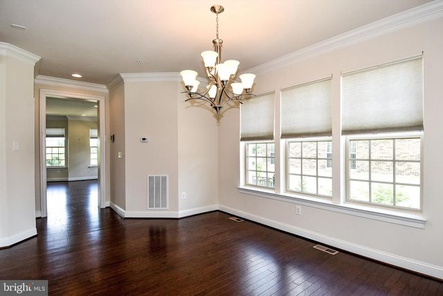 810 FAIR WINDS WAY, National Harbor, MD 20745