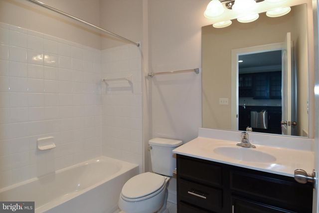 810 FAIR WINDS WAY, National Harbor, MD 20745