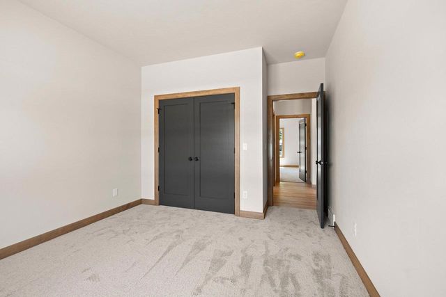 5728 W SPENCER STREET, Appleton, WI 54914