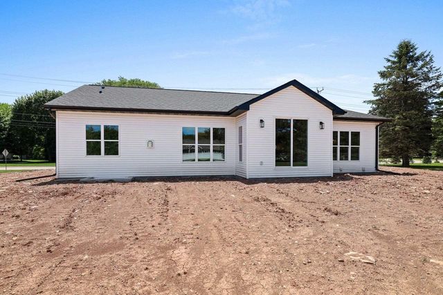 5728 W SPENCER STREET, Appleton, WI 54914