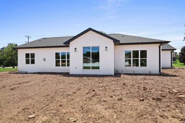 5728 W SPENCER STREET, Appleton, WI 54914