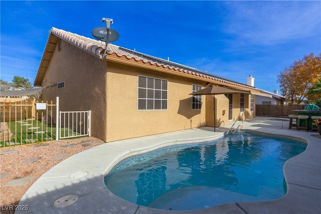 5213 Palm View Drive, Las Vegas, NV 89130