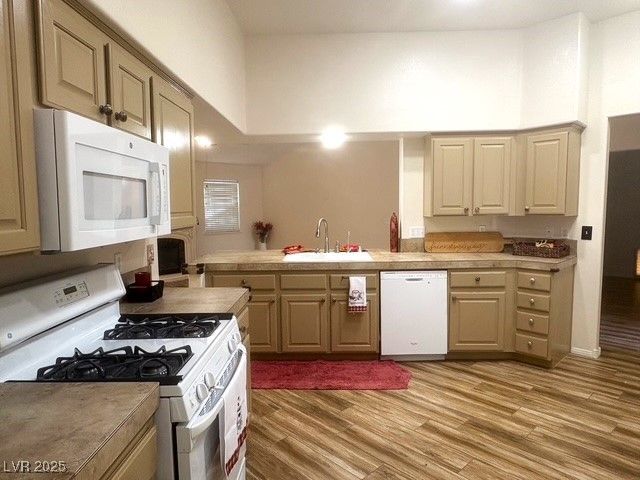 5213 Palm View Drive, Las Vegas, NV 89130