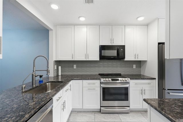 3142 BROOKER CREEK WAY, Palm Harbor, FL 34685