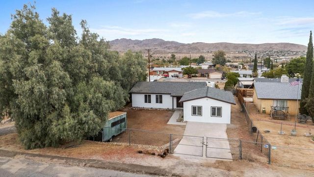 61610 Sunburst Drive, Joshua Tree, CA 92252