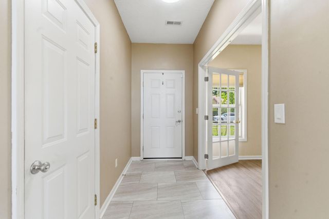 553 Millpond Road, Lexington, KY 40514
