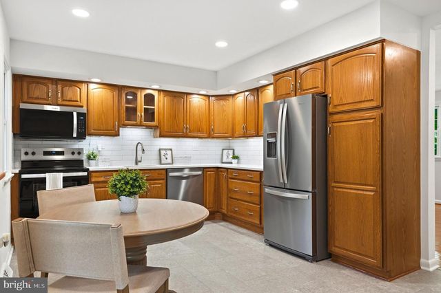 12182 CAVALIER DR, Dunkirk, MD 20754