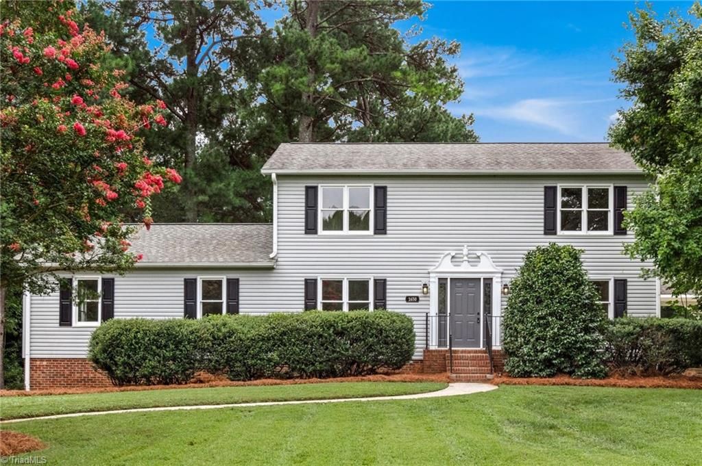 1650 W Clemmonsville Road, Winston-salem, NC 27127