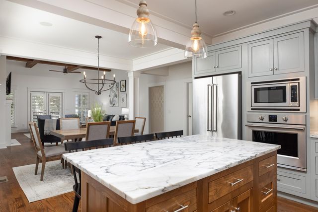 9230 White Ash Drive, Ooltewah, TN 37363