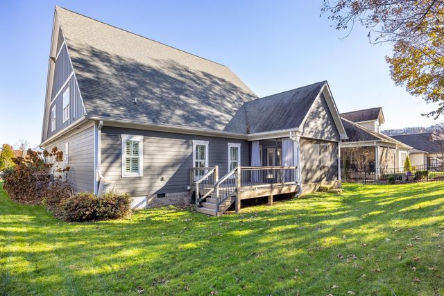 9230 White Ash Drive, Ooltewah, TN 37363