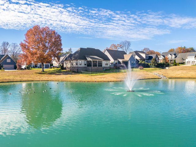 9230 White Ash Drive, Ooltewah, TN 37363